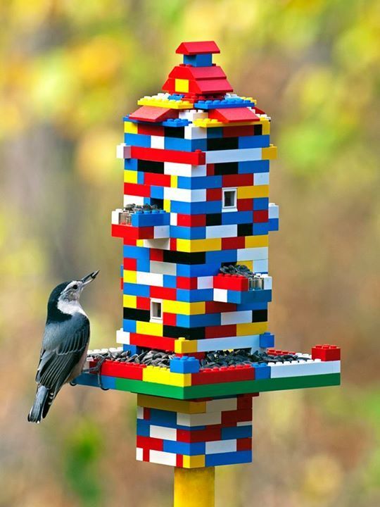 кормушка из кубиков Lego